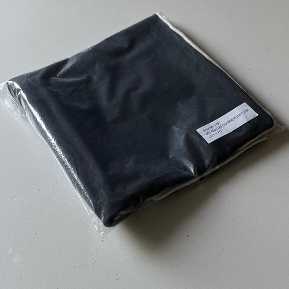 NWT Crate & Barrel Bardot 20" Recycled Cashmere and Wool Ink Black Pillow Cover - Picture 5 of 9